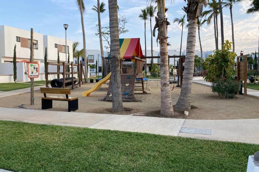 Preciosa Enjoyable Casa 12 Personas Alberca Playa Coto 24h Holiday home *