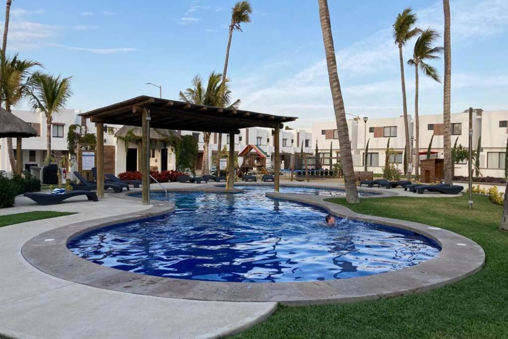 Preciosa Enjoyable Casa 12 Personas Alberca Playa Coto 24h Holiday home